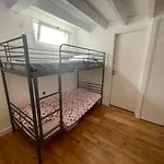 Lägenhet Triplex Calme Avec Terrasse, Climatisation, Proche Et Commerces A - Fr-1-474-249